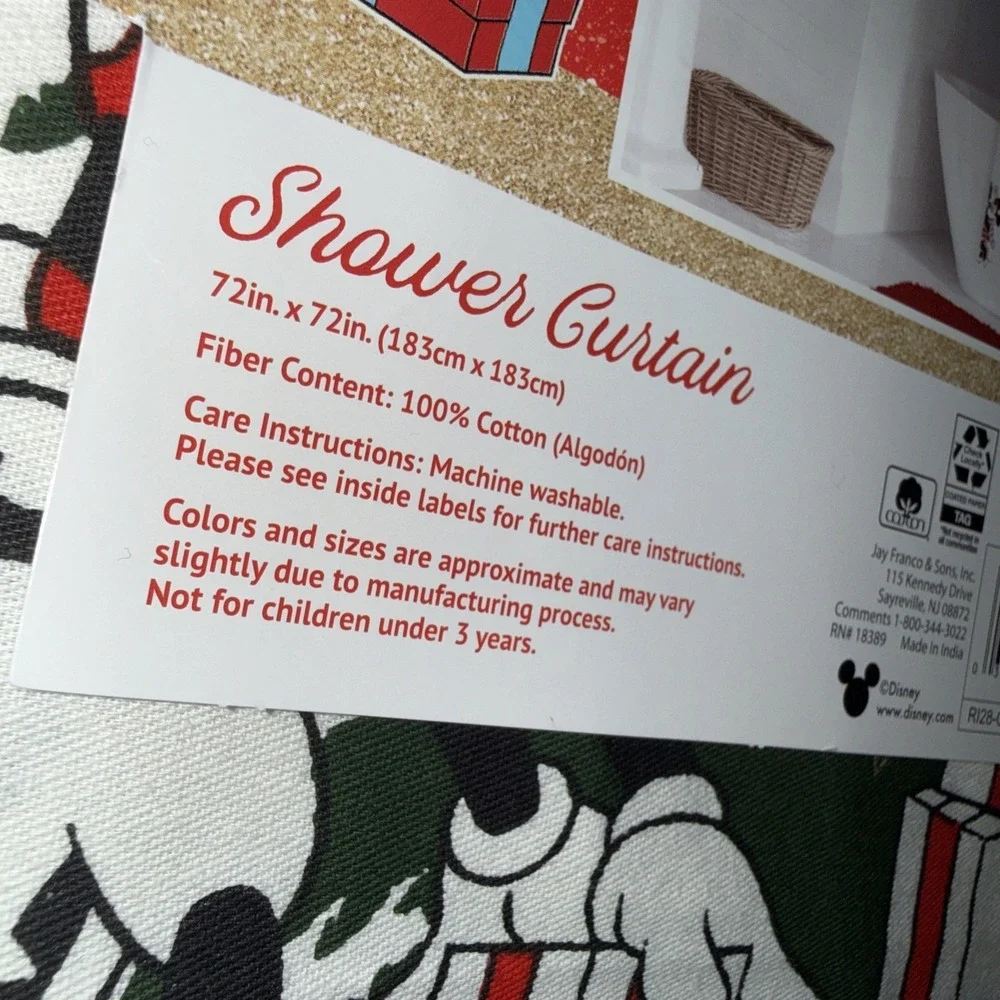 Disney Mickey & Minnie Mouse Gifting Christmas Shower Curtain And‎ Blanket Set
